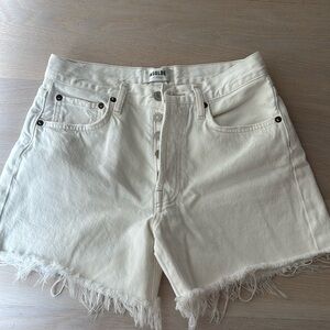 Agolde Parker Long Short Size 25 Color: Panna Cotta